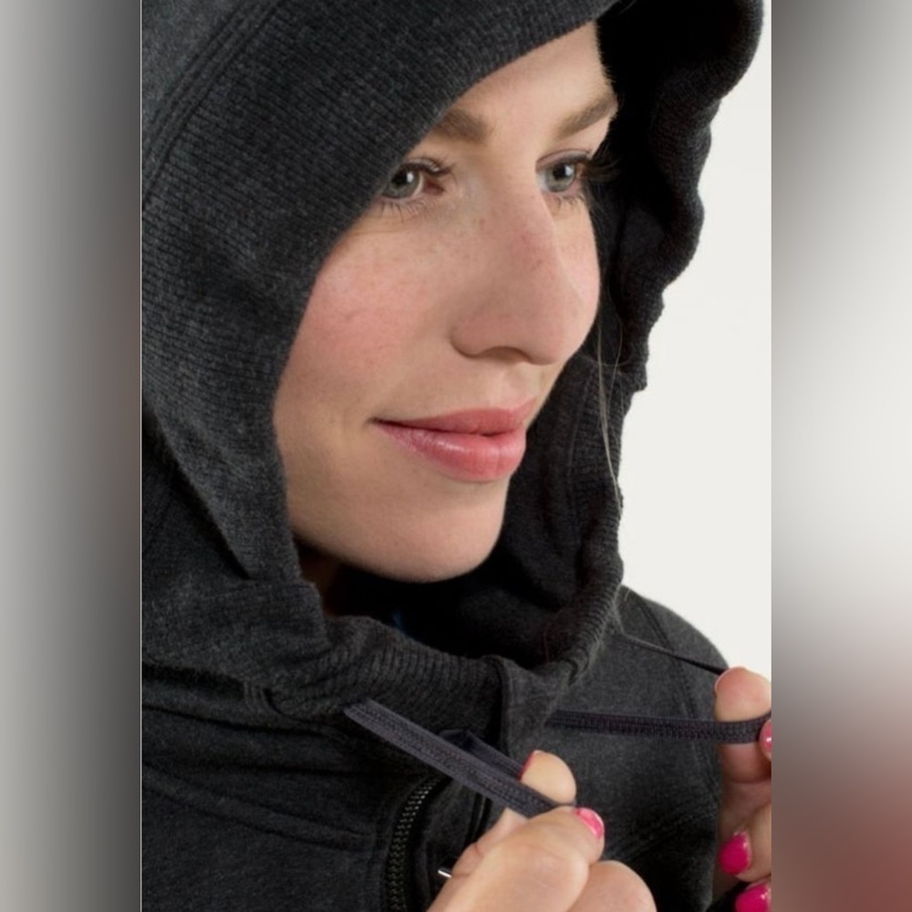 Lululemon Bliss Break Hoodie - Heathered Black / Black - Picture 2 of 11